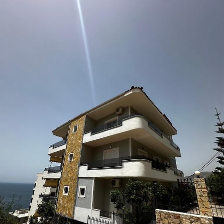 Ylli'S Apartments Sarandë Exterior foto