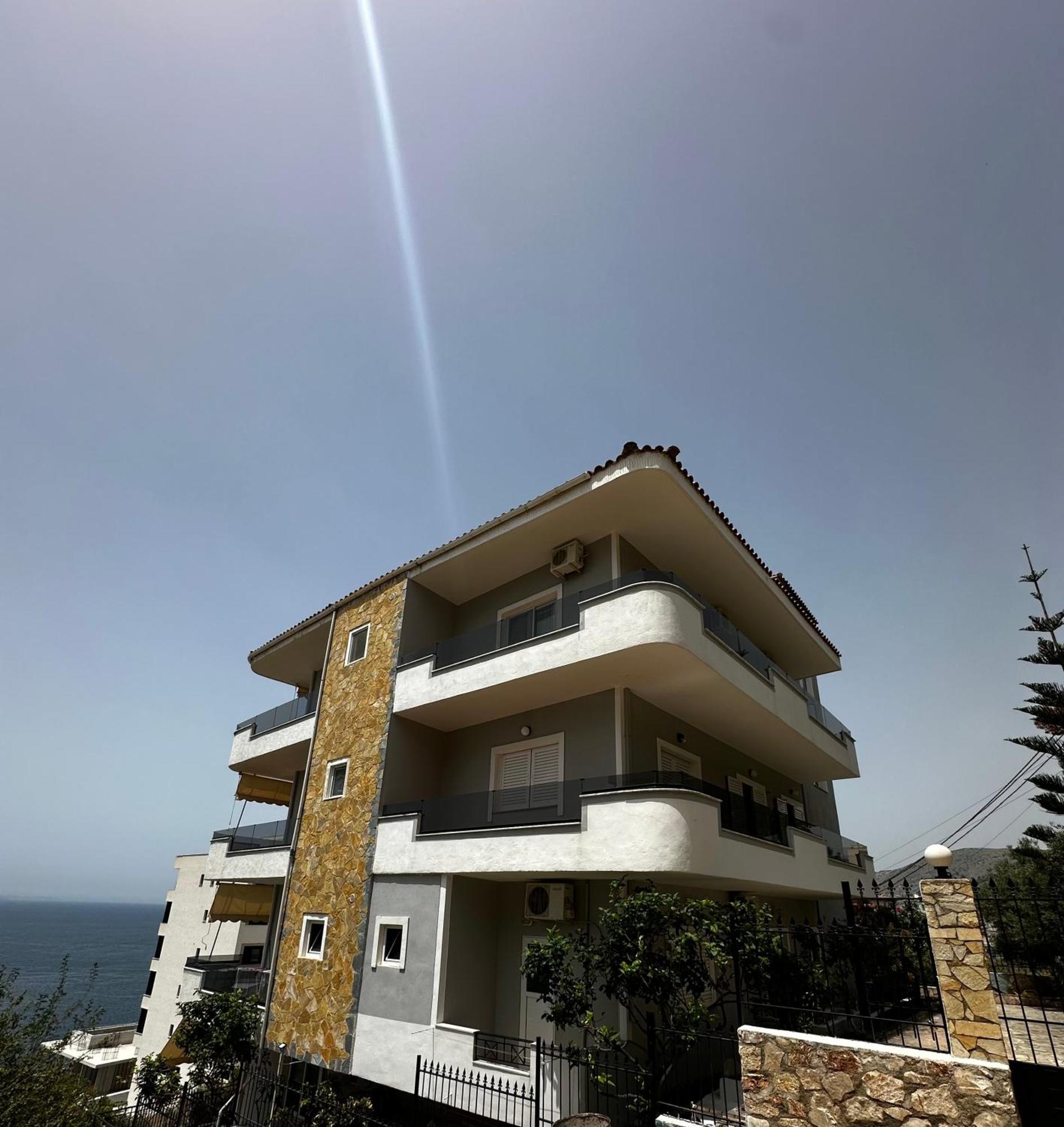 Ylli'S Apartments Sarandë Exterior foto