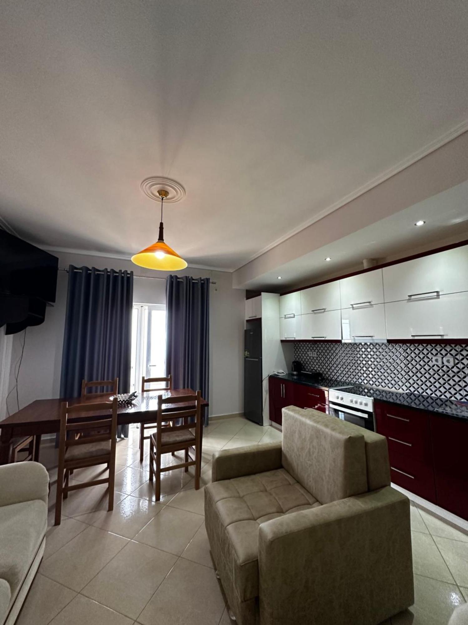 Ylli'S Apartments Sarandë Exterior foto